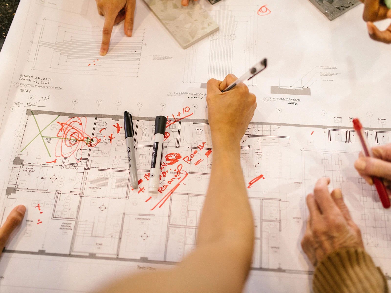 Atelier de co-construction autour des plans de bureaux, space planning LIV Intérieur